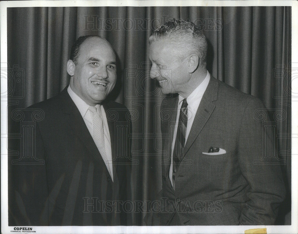 Undated Press Photo LeRoy Collins,US dept of Commerce 7 George Roberts,field coordinator - Historic Images