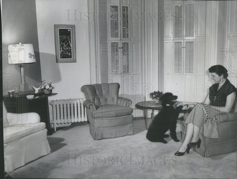 1954 Press Photo Mrs Robinson, French Poodle Josie, North Dearborn Parkway - Historic Images