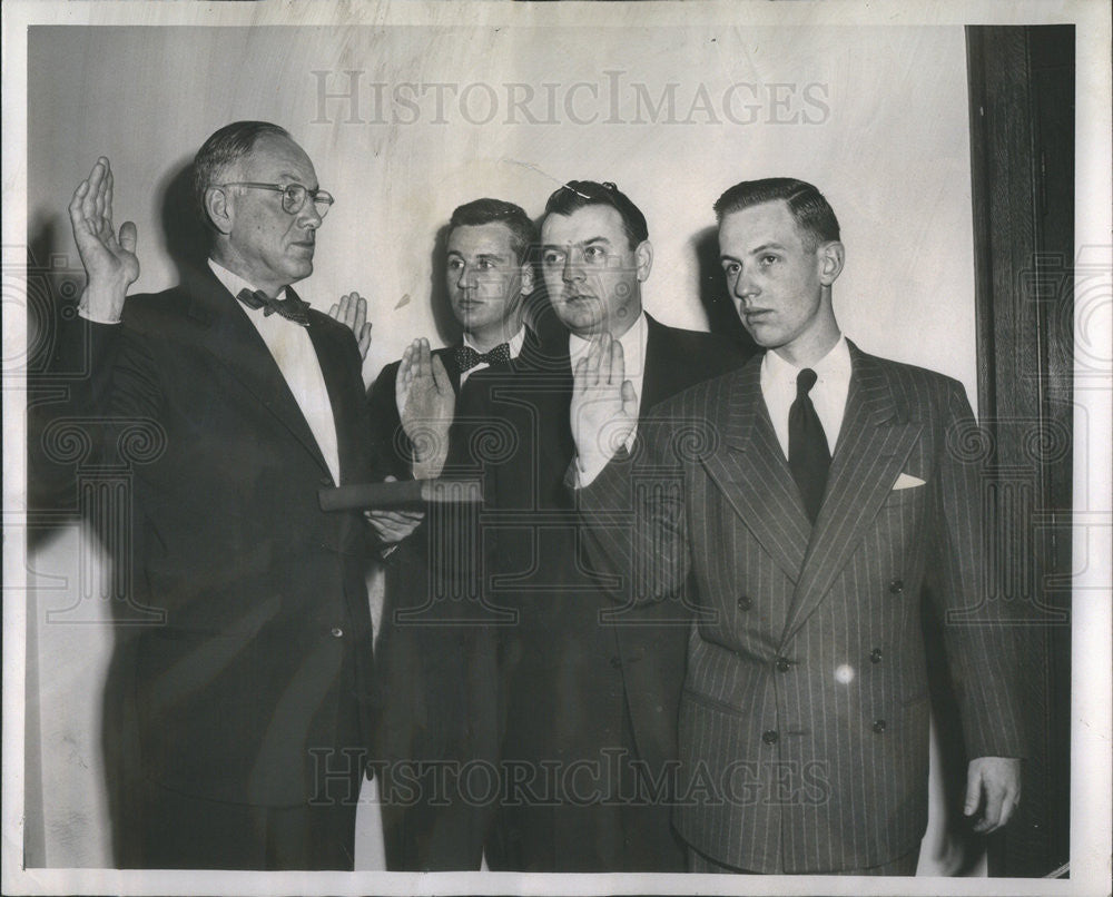 1954 Press Photo Assistant United States Attorneys Sworn in by Robert Tiekens - Historic Images