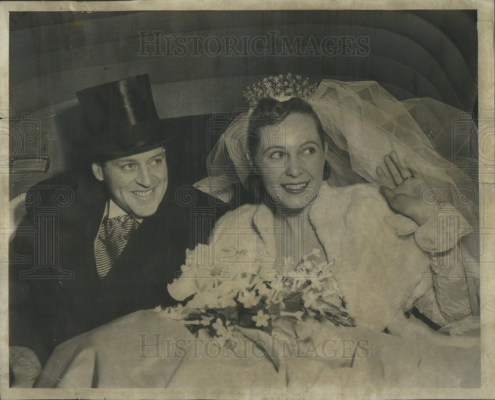 1953 Press Photo Mr and Mrs Charles F Rowley Jr, Wedding, St Marys Church - Historic Images