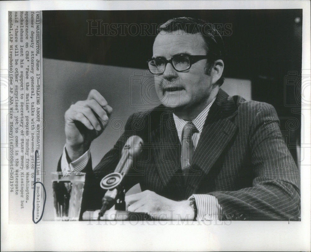 1974 Press Photo William D Ruckelhaus,of the EPA - Historic Images