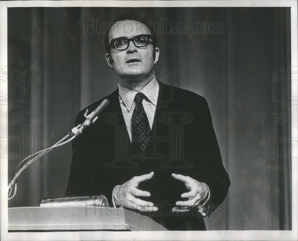 1972 Press Photo William D Ruckelhaus of the EPA - Historic Images