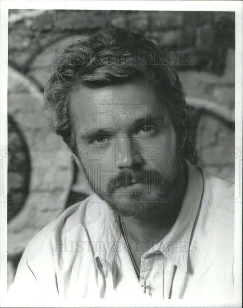 1990 Press Photo John Schneider,actor in &quot;Grand Slam&quot; - Historic Images