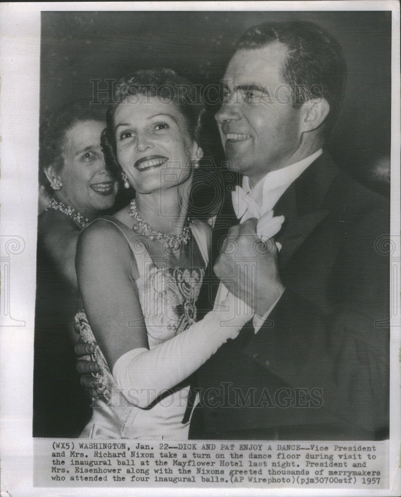 1957 Press Photo VP and Mrs Richard Nixon - Historic Images