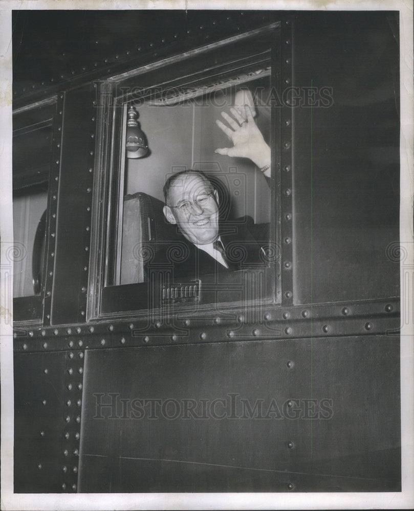 1953 Press Photo Vernon L. Nickell/State Superintendent Public Instruction - Historic Images