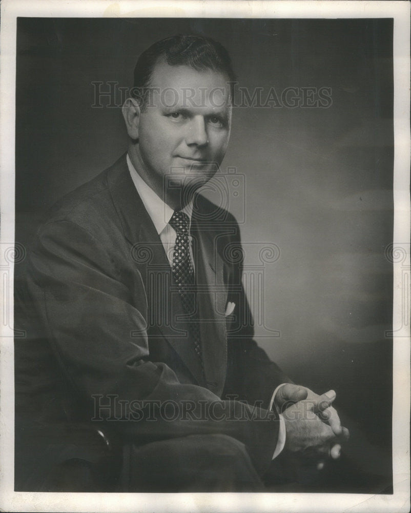 1956 Press Photo John Patton, Chicago Management Consultant - Historic Images