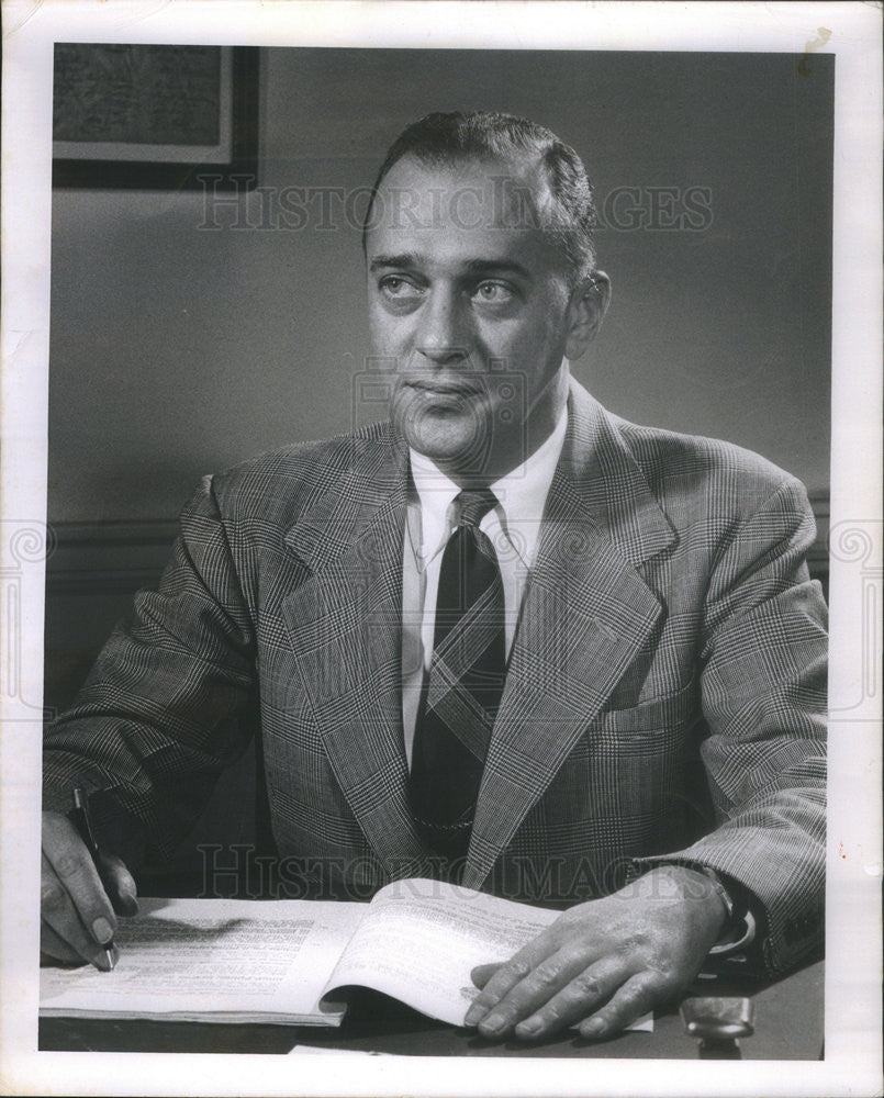 1956 Press Photo Robert O. Patton. - Historic Images