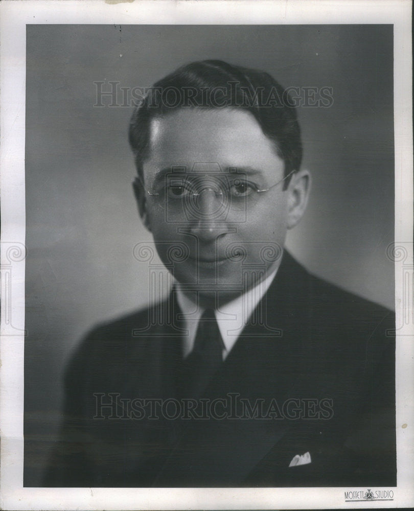 1949 Press Photo Earle Ludgin, President, Earle Ludgin &amp; Company - Historic Images