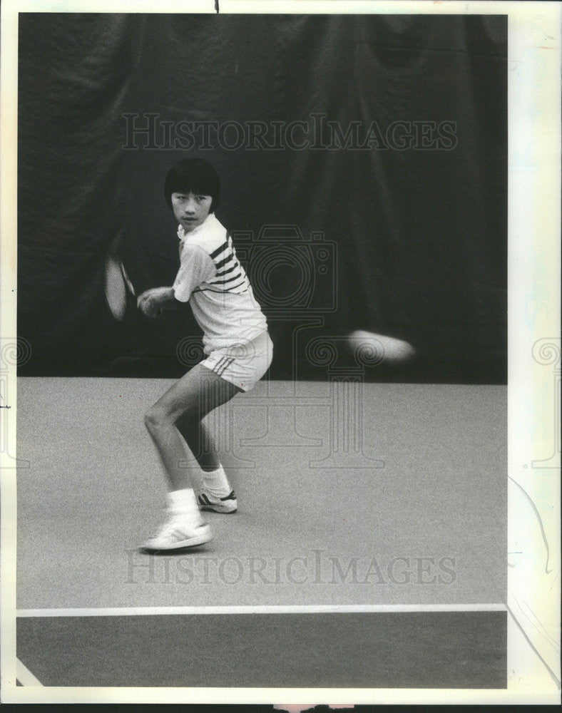 1983 Press Photo Loatian Blong Ly Protege Carlton Harris Tennis Player - Historic Images