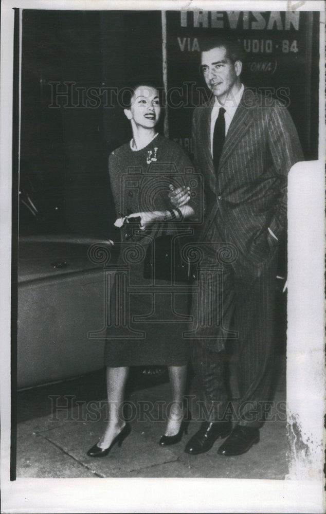 1958 Press Photo Linda Christian Actress Engaged Francisco Pgnatari London - Historic Images