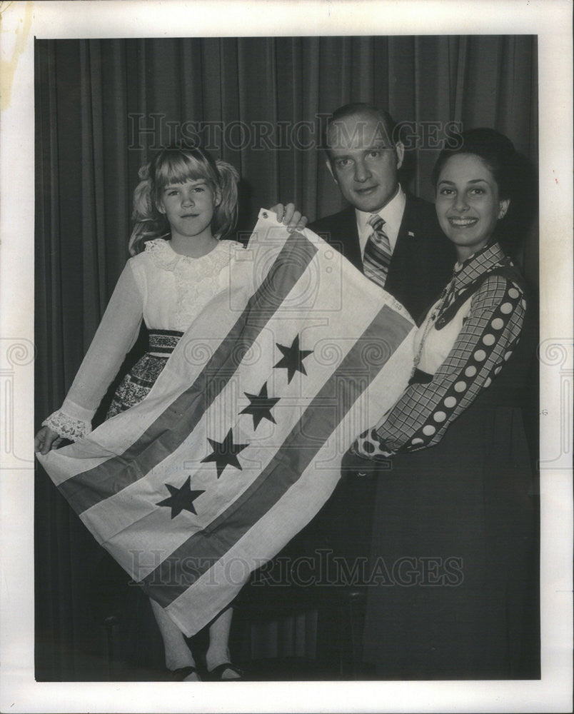 1971 Press Photo Diana Lynn Nielsen, 1972 Poster Child of the Epilepsy - Historic Images