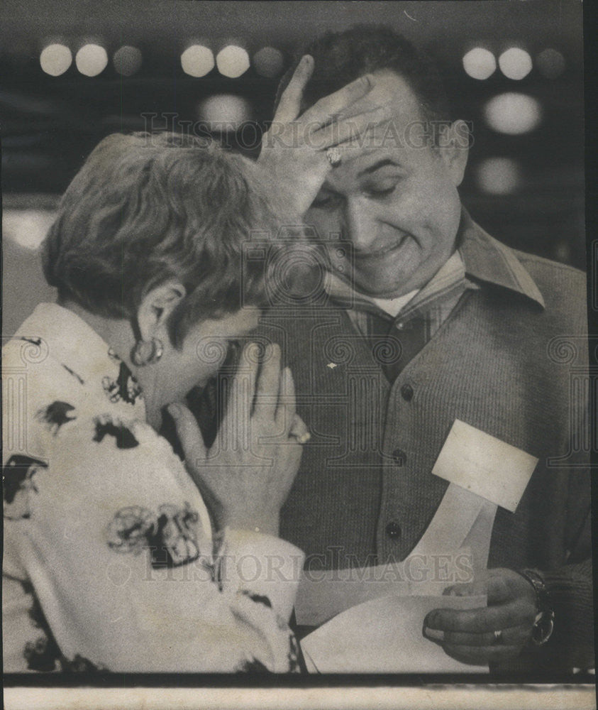 1975 Press Photo Thomas &amp; Rosemary Murray Win $300,000 In Illinois Lottery - Historic Images