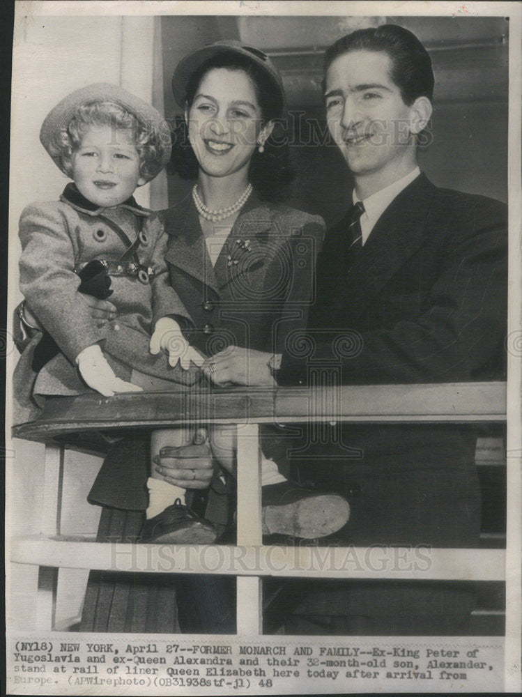 1948 Press Photo ex-King Peter of Yugoslavia and family aboard QE in New York - Historic Images