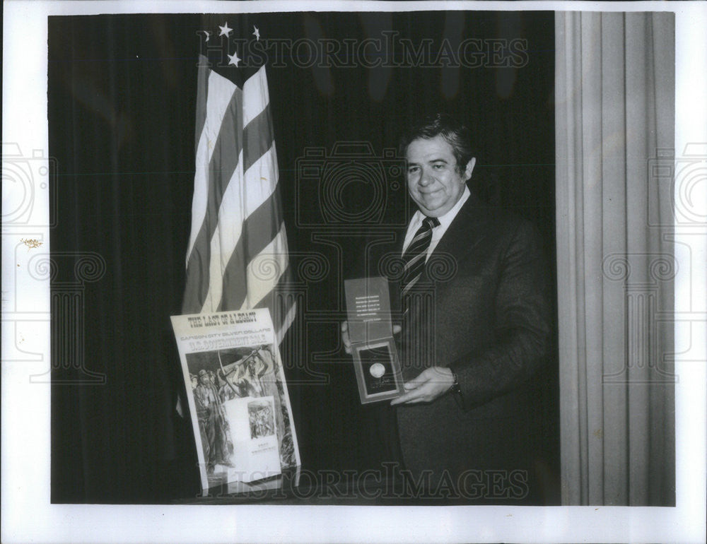 1974 Press Photo Administrator Arthur F. Sampson - Historic Images