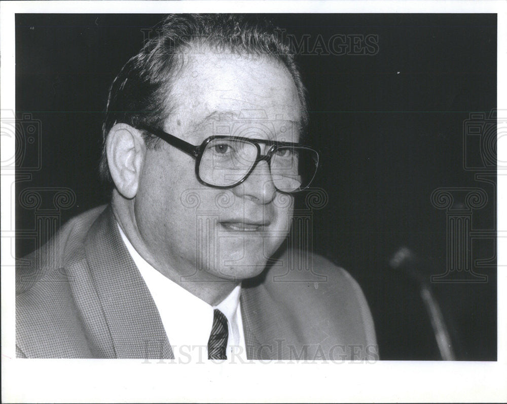 1992 Press Photo Maurice Sanderman of Sundance Homes - Historic Images