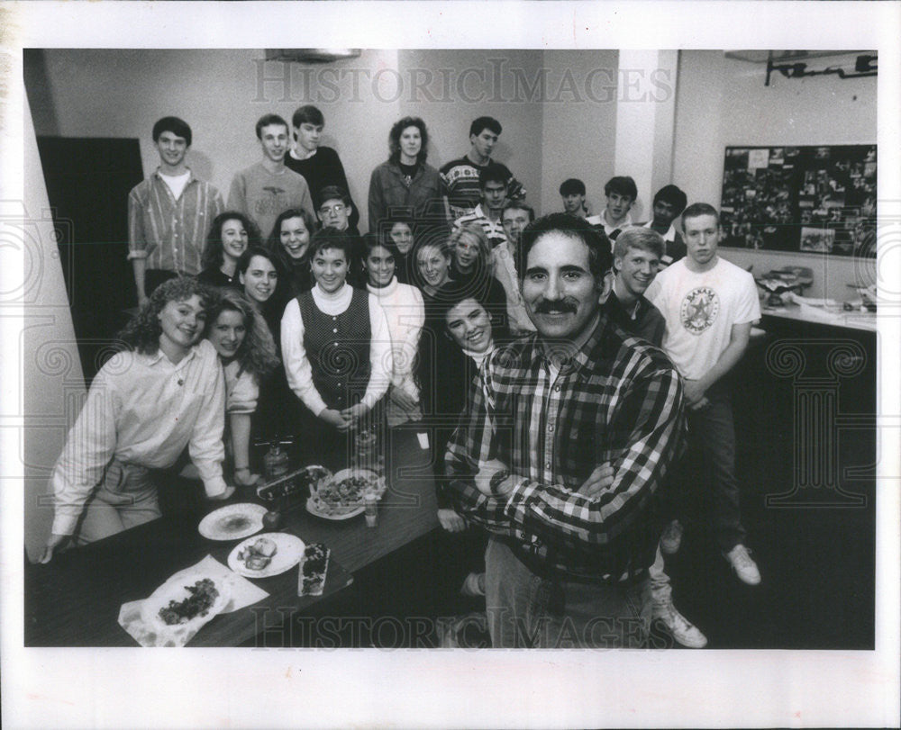 1990 Press Photo Mark Samuels Lake Forest High School Teacher - Historic Images