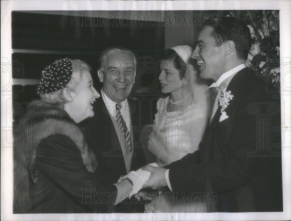 1953 Press Photo Robert Sargent Jr Shriver wedding reception w/ wife - Historic Images