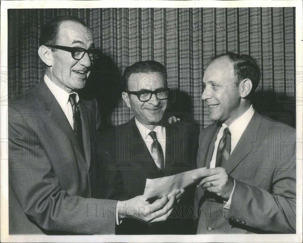 1969 Press Photo Seymour Shub, James Kearns, and James S. Klein - Historic Images