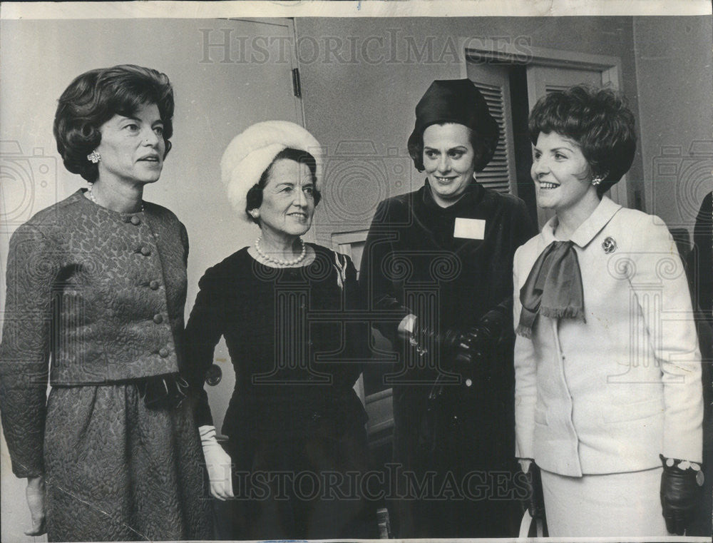 1965 Press Photo Caritas 13th Annual Show Mrs Sargent  Shriver Jr, Mrs Joseph Kennedy - Historic Images