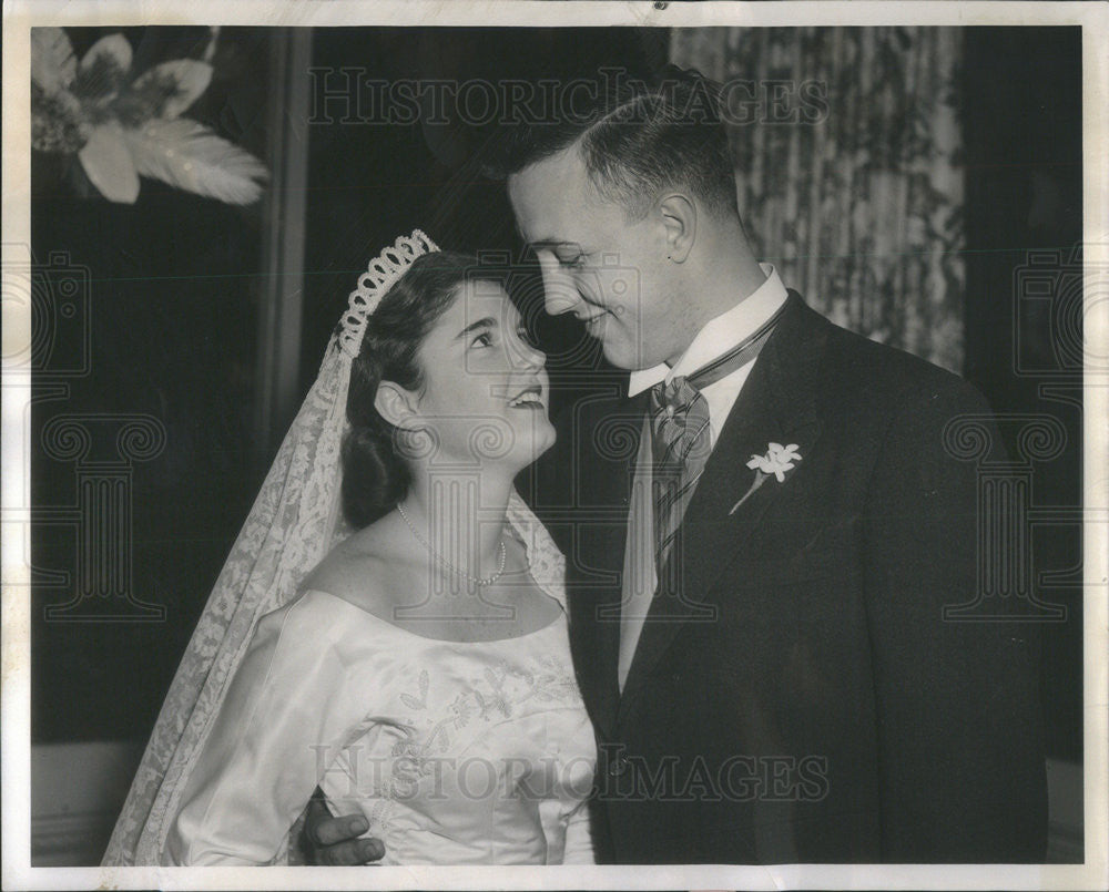 1958 Press Photo Nathalie Clairborne Griswold Weds Donald Beall MacElwea - Historic Images