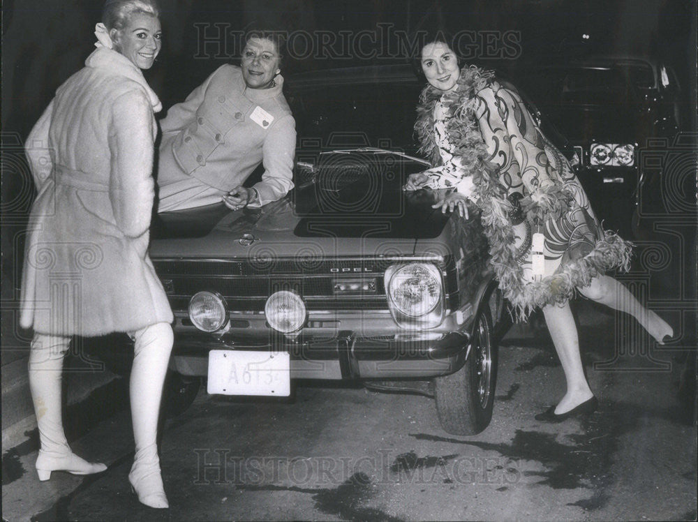 1968 Press Photo Mrs Charles Murphy Jr,Mrs Charles Aaron,Mrs James O&#39;Riley - Historic Images
