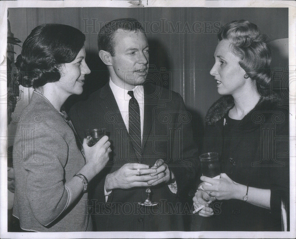 1963 Press Photo Mary Issac Joseph Turner Mrs John Munson - Historic Images