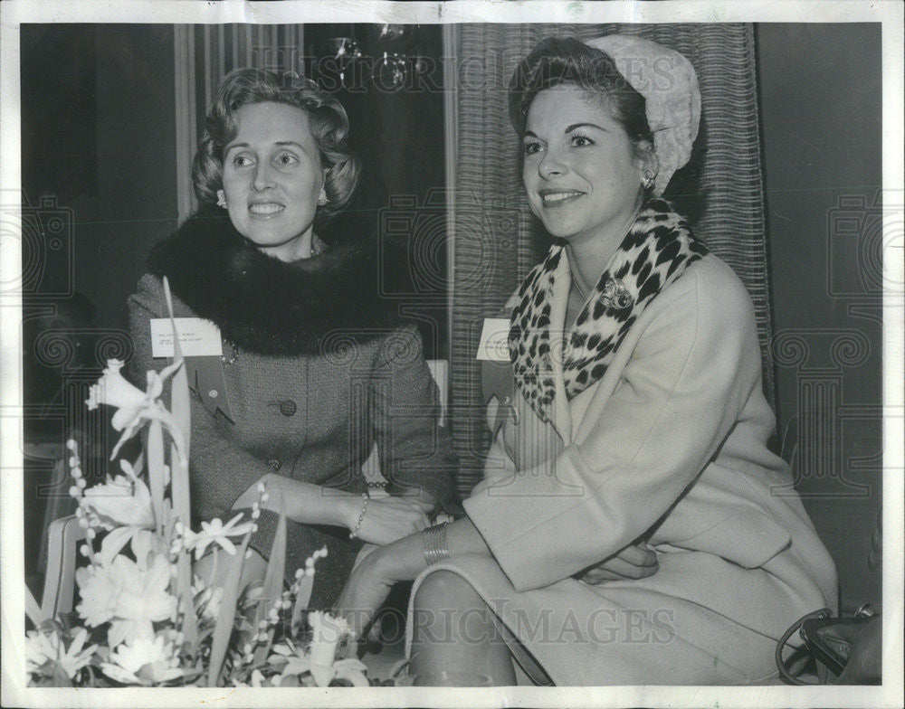 1966 Press Photo Almoner Award Lunch ,Mrs J Munson,Mrs RG Bensinger - Historic Images