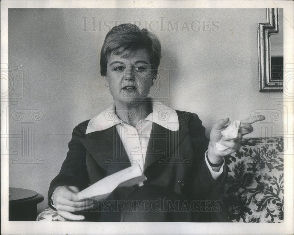 1972 Press Photo Actress Angela Lansbury, Star Of Television, Theater, And Film - Historic Images