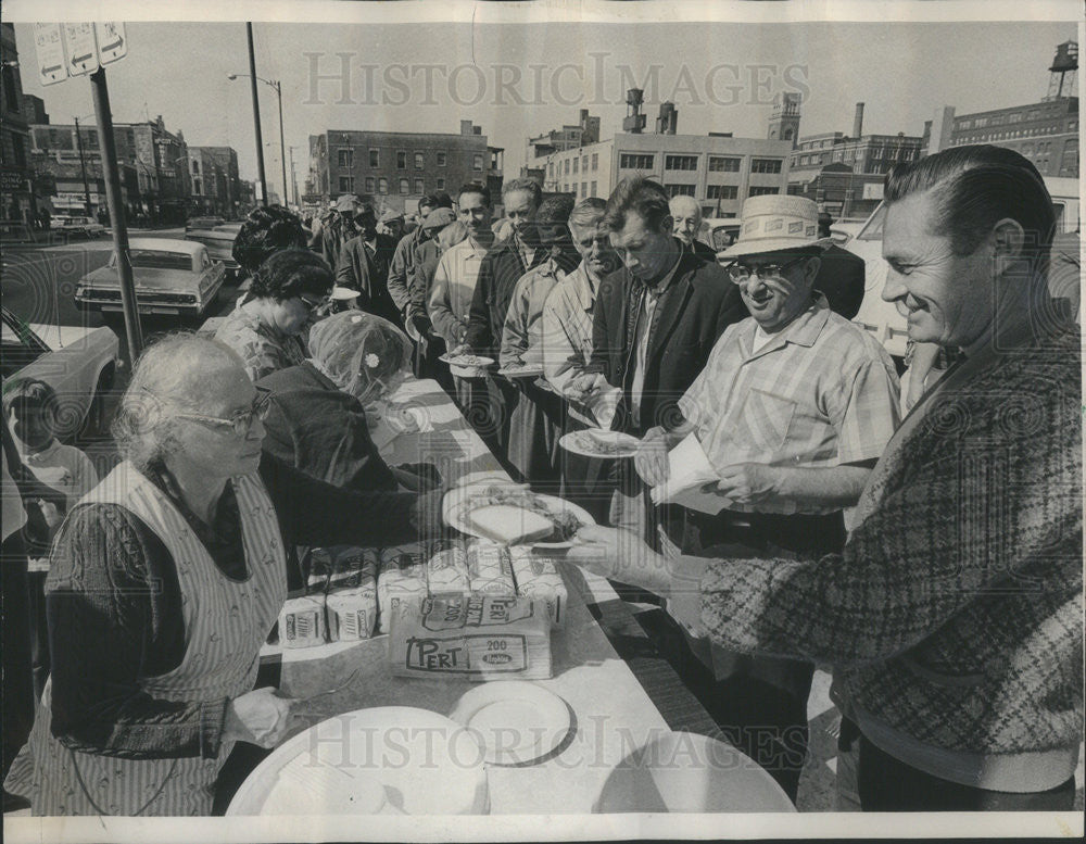 1966 Press Photo Mary Laporte - Historic Images