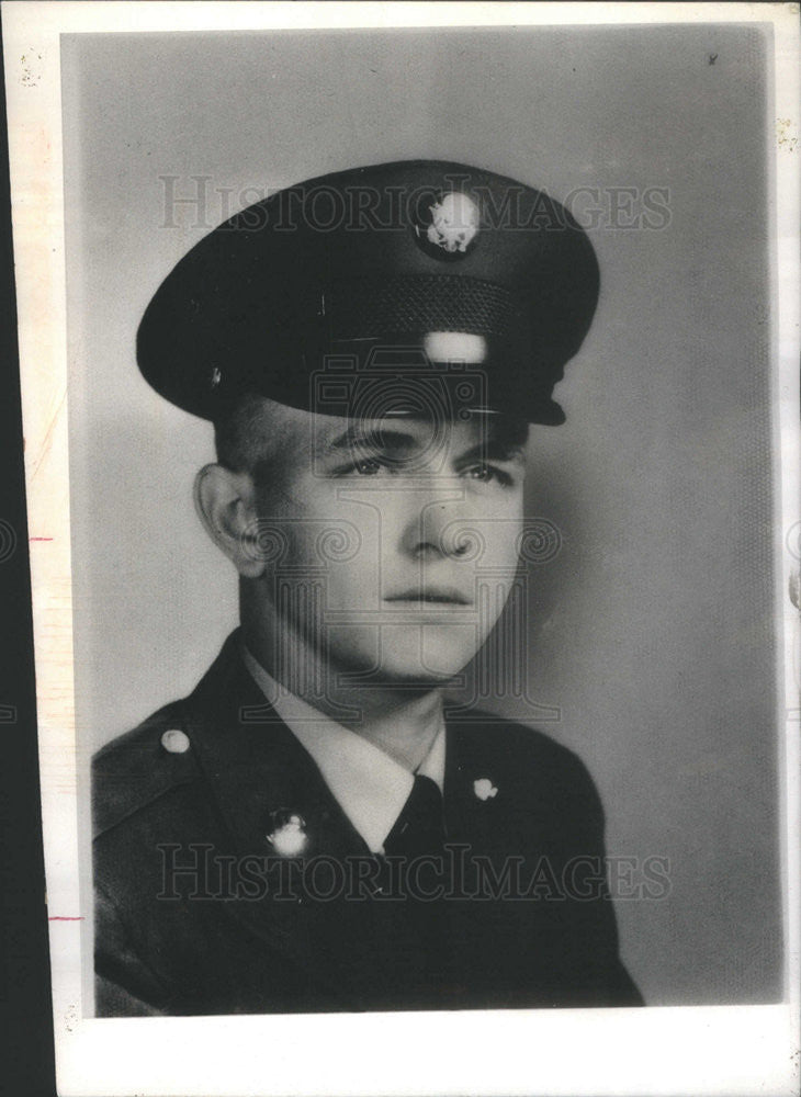 1967 Press Photo William Royce Lattimer Awarded Purple Heart - Historic Images