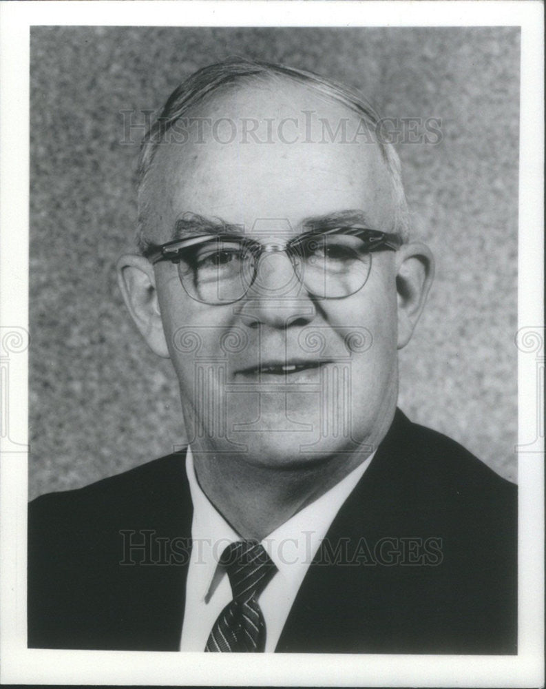 1967 Press Photo Doctor Robert Laubach Professor Syracuse University - Historic Images