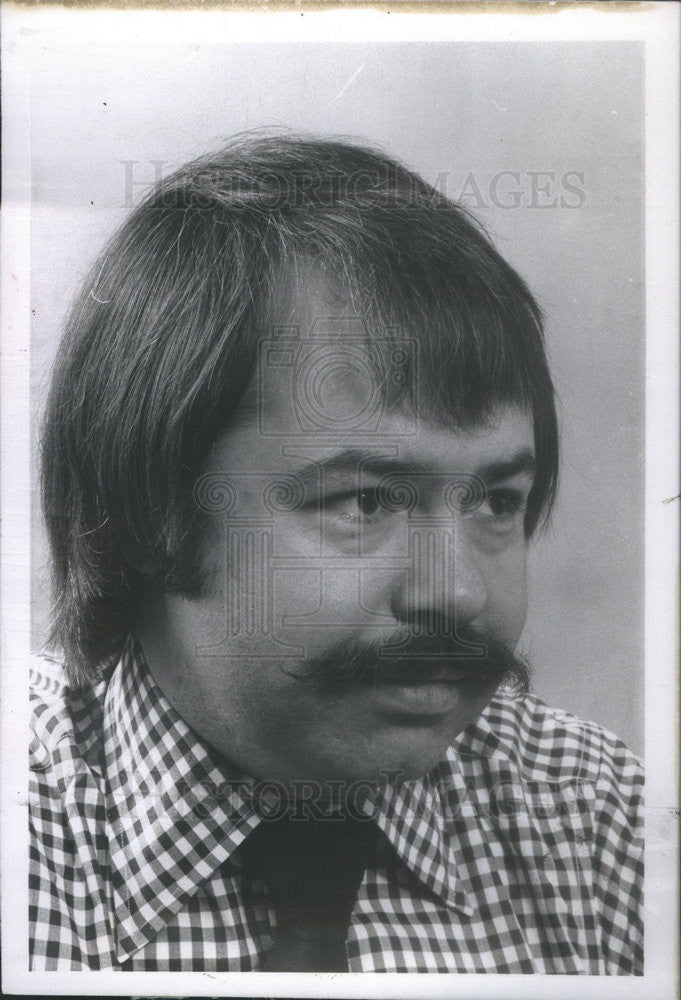 Press Photo Sun-Times Columnist Ron Powers - Historic Images