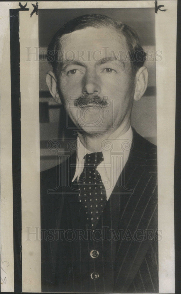 1947 Press Photo U.S. Consul General Robert MacAfee - Historic Images