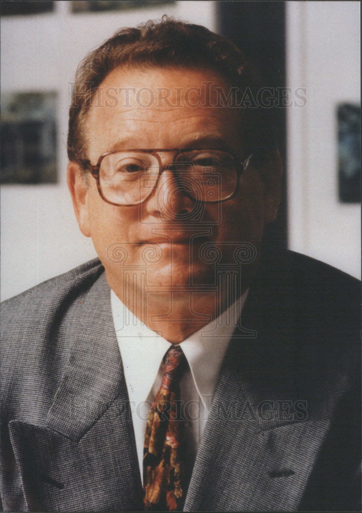 1993 Press Photo Maurice Sanderman Pres Of Rolling Meadows Home Builder Was - Historic Images