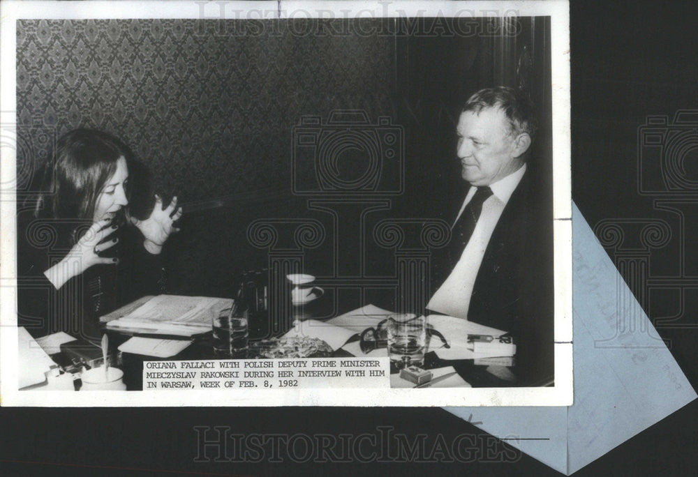 1982 Press Photo Oriana Fallaci and Polish P.M. Mieczyslav Rakowski - Historic Images