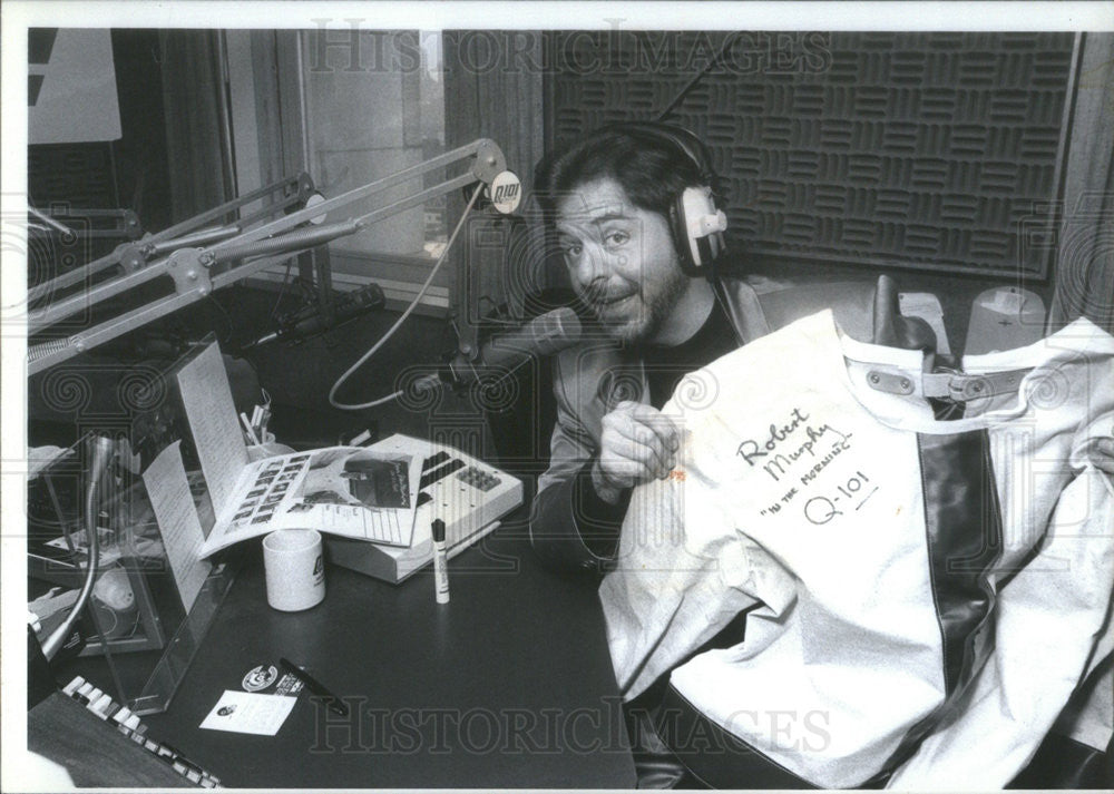 1990 Press Photo Robert Murphy, radio&#39;s Murphy in the Morning. - Historic Images