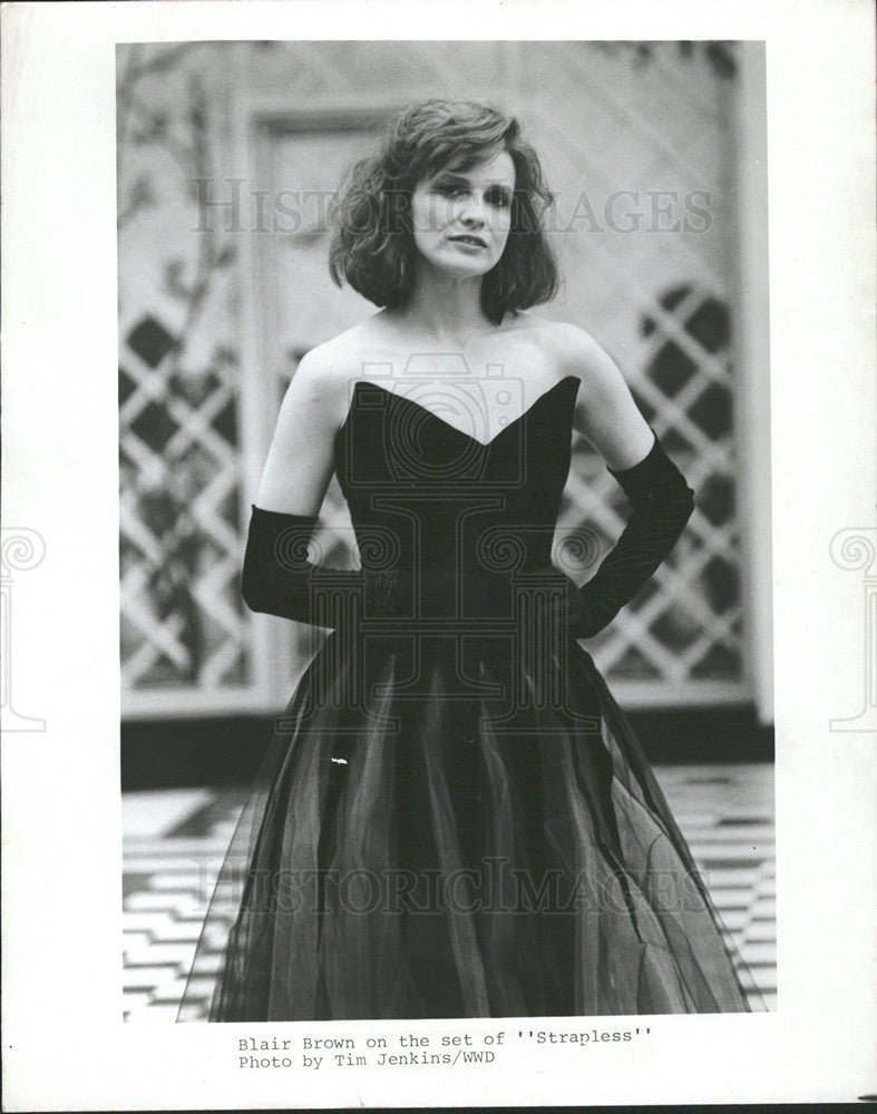 1988 Press Photo Blair Brown Strapless - Historic Images