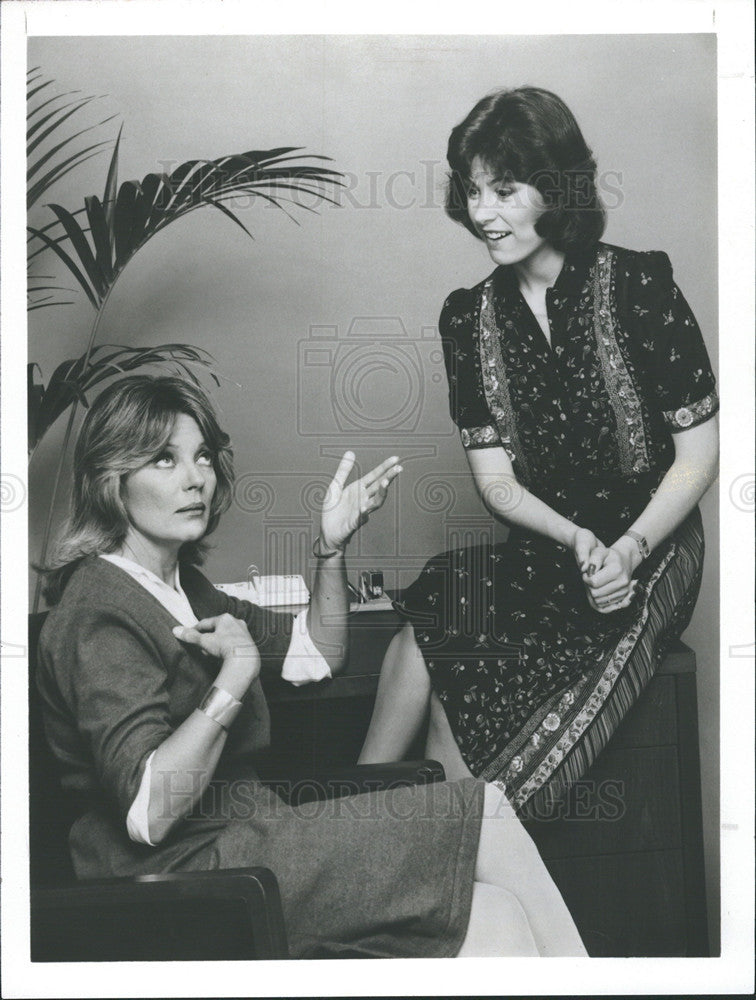 1981 Press Photo Diana Cassidy &amp; Sheree North in &quot;I&#39;m a Big Girl Now&quot; - Historic Images