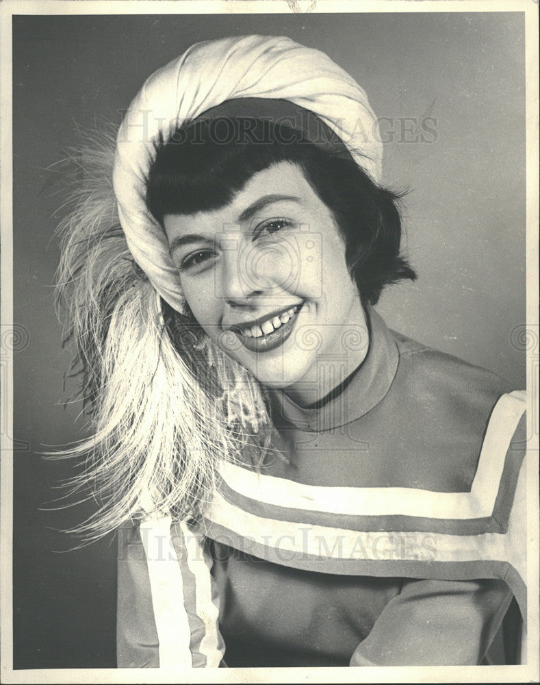 1951 Press Photo Yvonne Adair in 