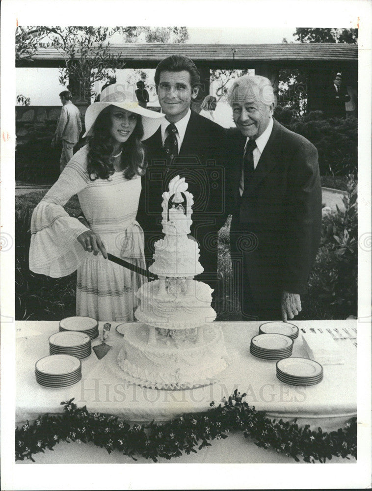 1975 Press Photo Actors Pamela Hensley Robert Young James Brolin Marcus Welby MD - Historic Images