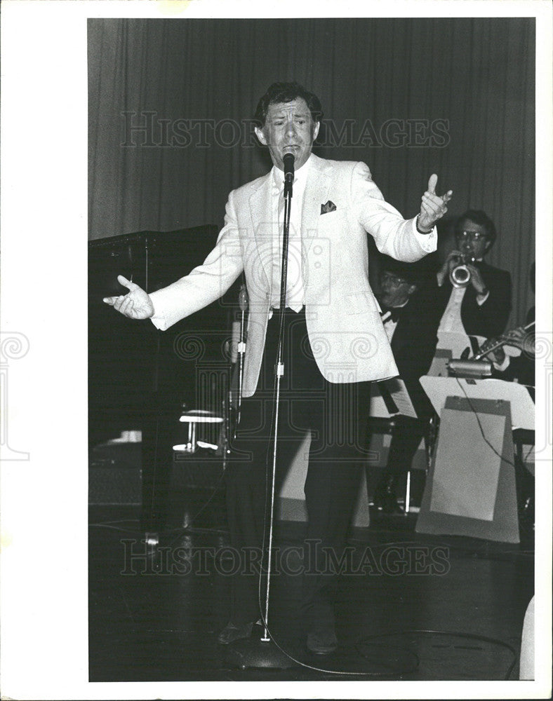 1981 Press Photo Singer Eddie Fisher - Historic Images