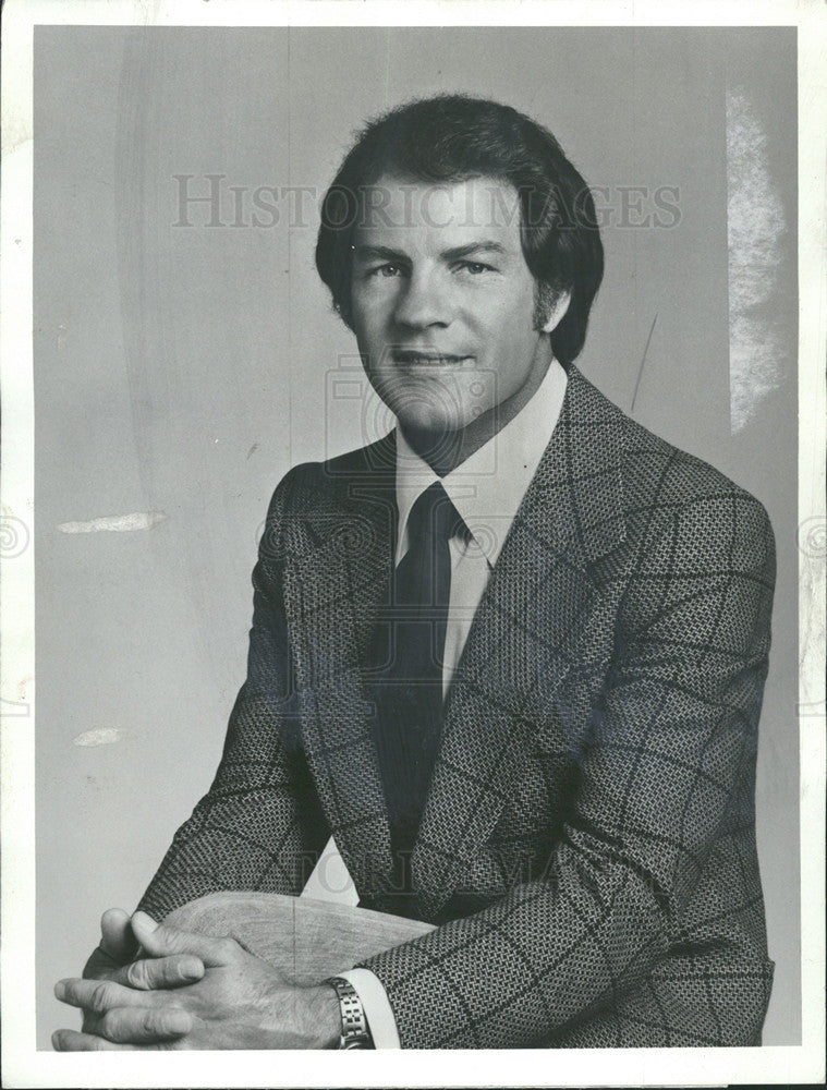 1976 Press Photo Frank Gifford, &quot;12th Winter Olympic Games&quot; - Historic Images