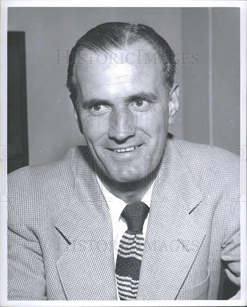 1953 Press Photo Tommy Ivan  was a NHL head coach for the Chicago Black Hawks - Historic Images