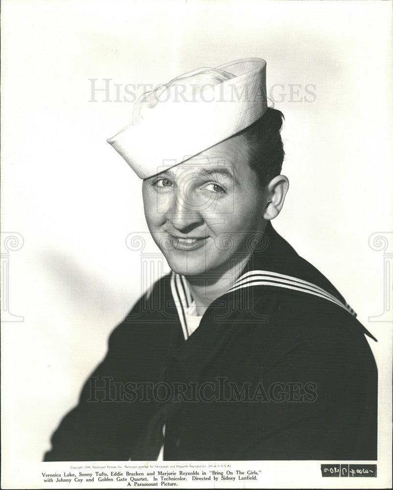 1945 Press Photo: Bring on the Girls. - Historic Images