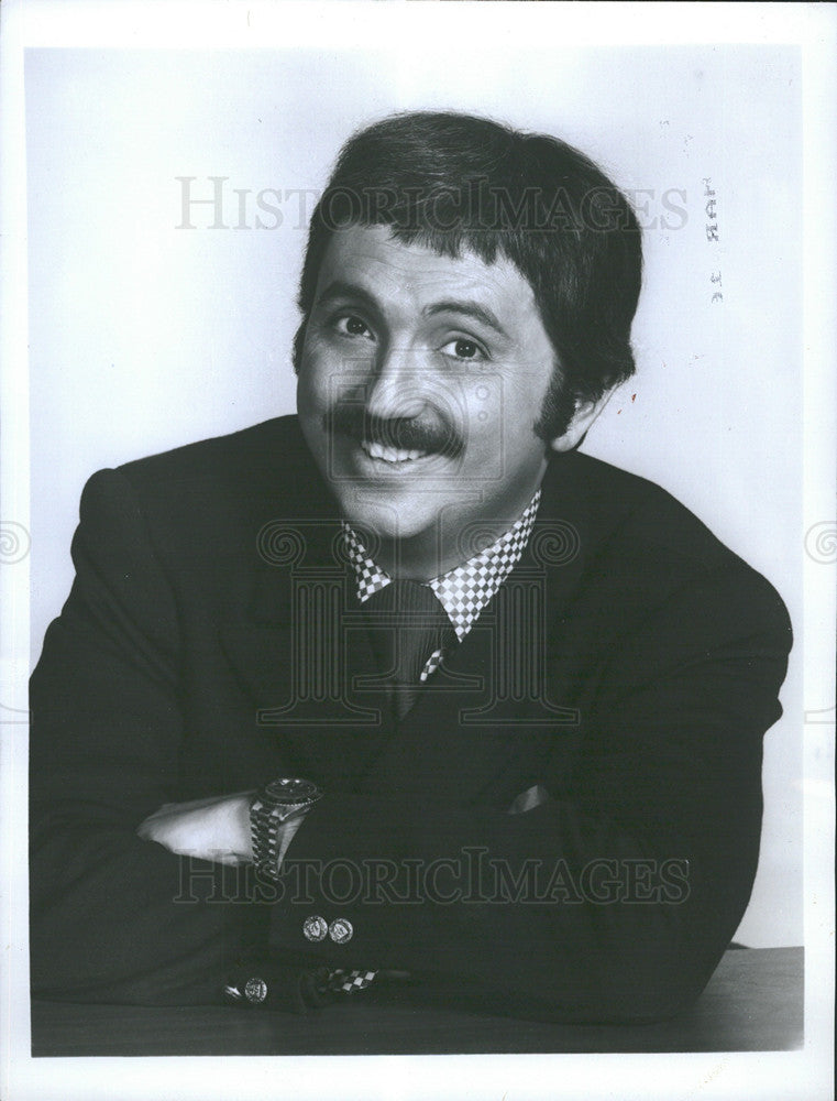 1971 Press Photo Marty Brill American Comedian Actor - Historic Images