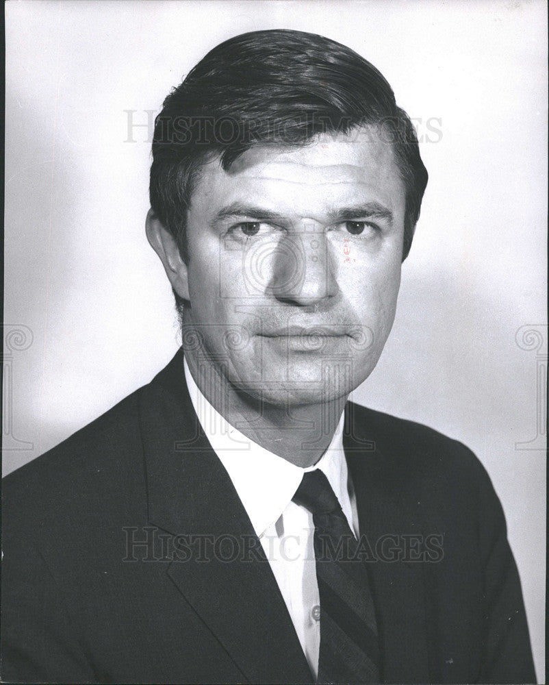 1963 Press Photo Lewis Allen, Producer of &quot;Lord of the Flies&quot; - Historic Images