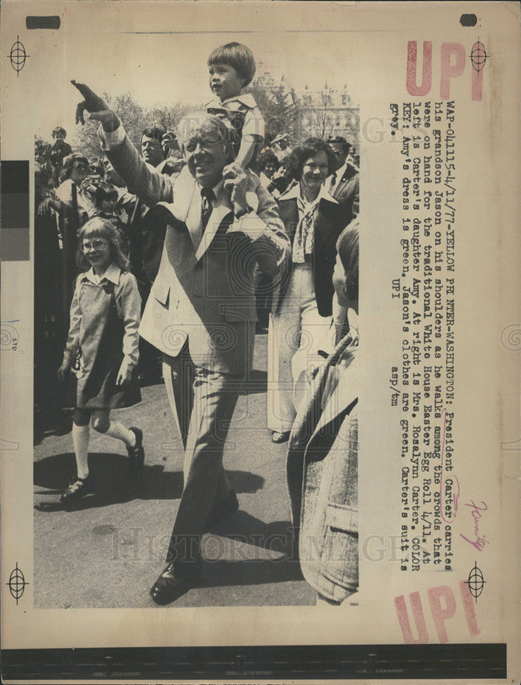 1977 Press Photo President Jimmy Carter with Grandson, Jason - Historic Images