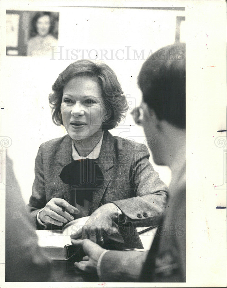 1984 Press Photo Rosalynn Carter at Marshall Field&#39;s Department Store - Historic Images