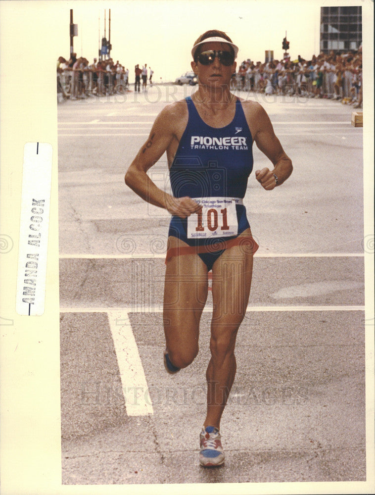 1990 Press Photo Erin Baker Chicago Sun Times Triathlon Women Championship - Historic Images