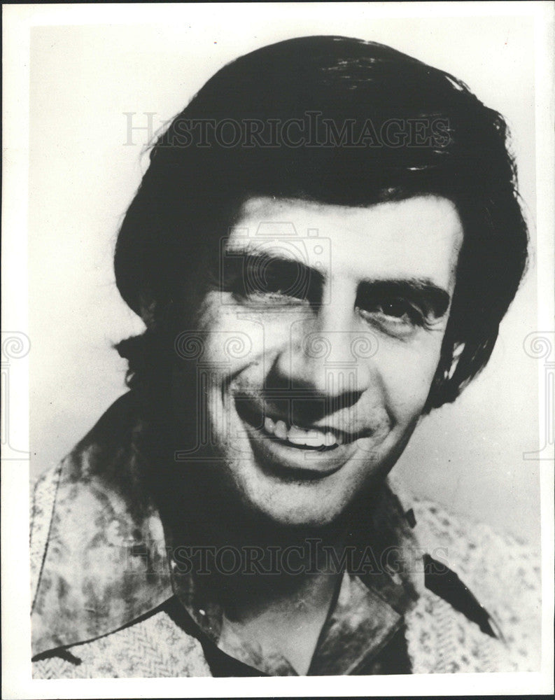 1975 Press Photo Jerry Orbach American Film Television Actor - Historic Images